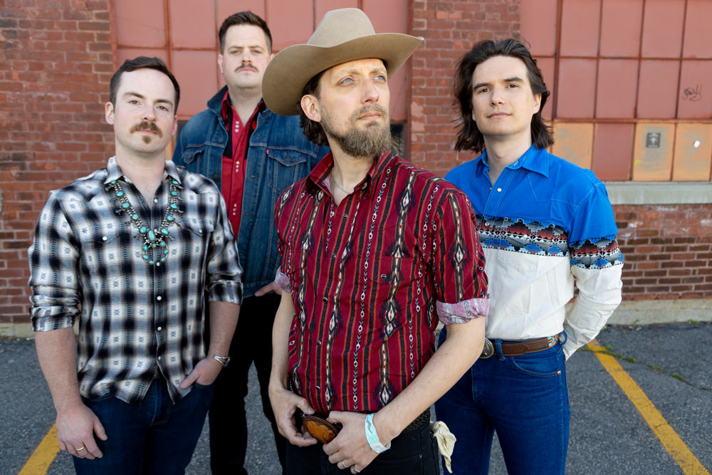 WARD HAYDEN & THE OUTLIERS